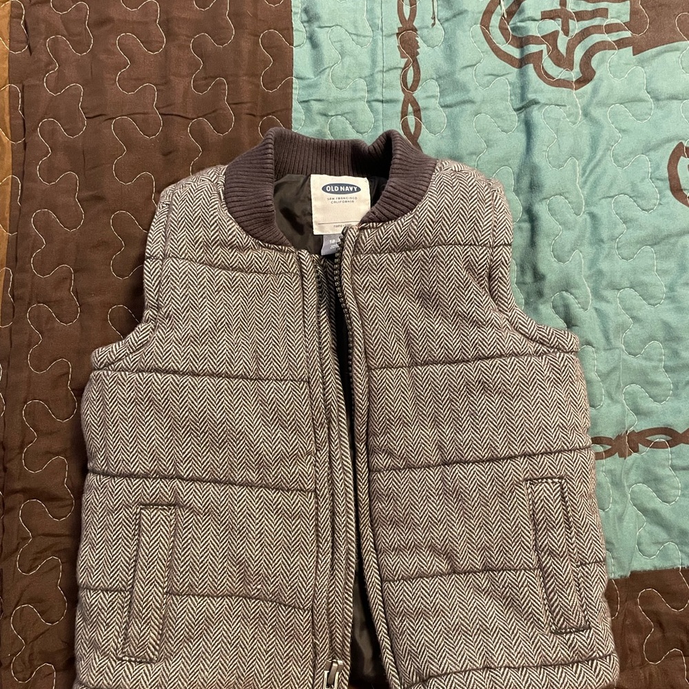 Old Navy Kids Gray and white Herringbone Vest